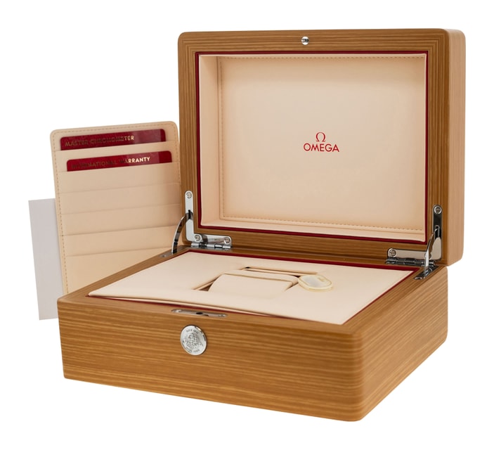 Omega Planet Ocean 217.32.42.21.01.004 Image 4